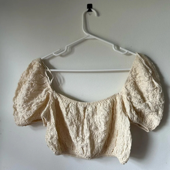 Zara Balloon Puff Sleeve  Cropped Top - Picture 2 of 3